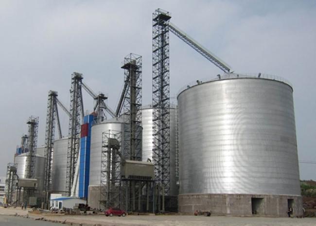 米林大型钢板库构造参数及水泥储存质量